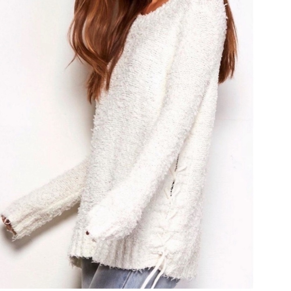 NWOT Jack by BB Dakota Cream Fuzzy Sweater